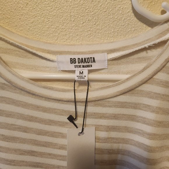 BB Dakota White Tshirt Dress (NWT) - Picture 2 of 2